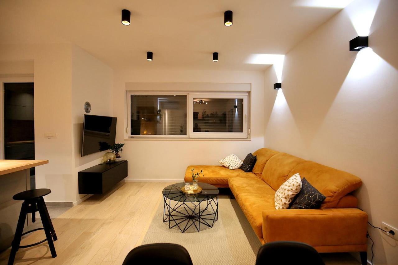 Esso Roof Terrace Apartment Zára Kültér fotó